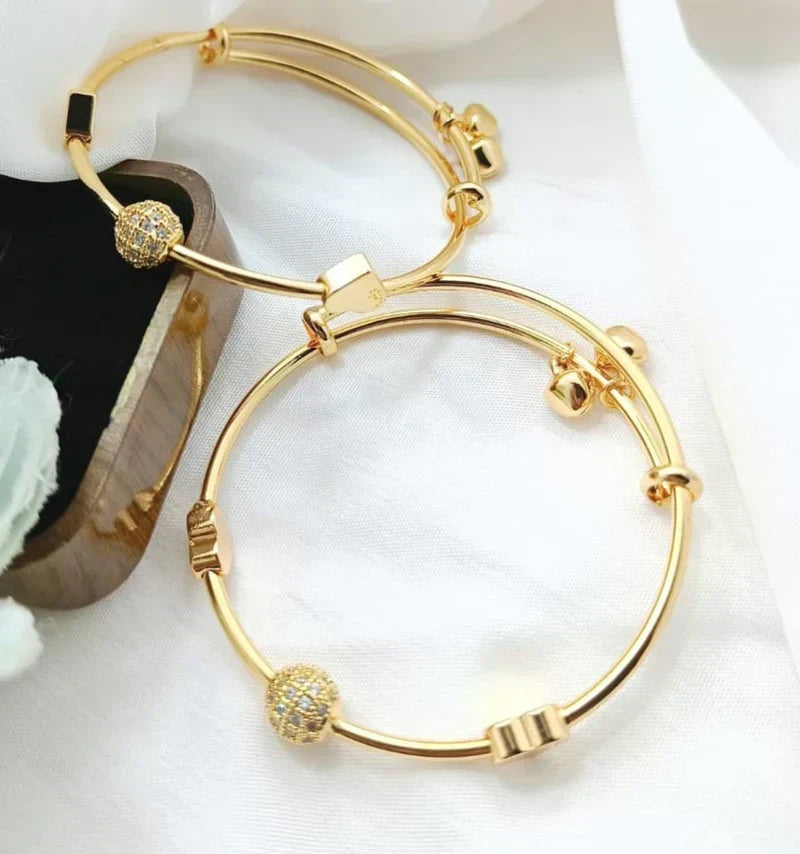 Alloy Diamond Gold-plated Bangle Set (Pack of 2)